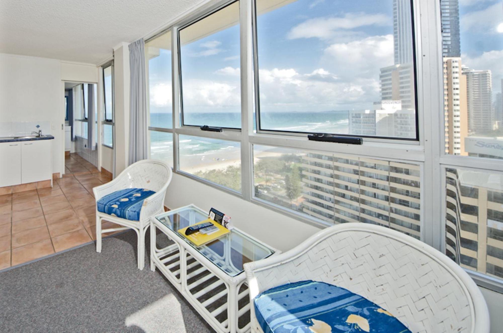 Chateau Beachside Resort Gold Coast Bagian luar foto